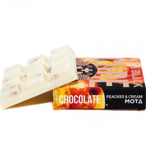Mota Peaches & Cream White Chocolate Cube