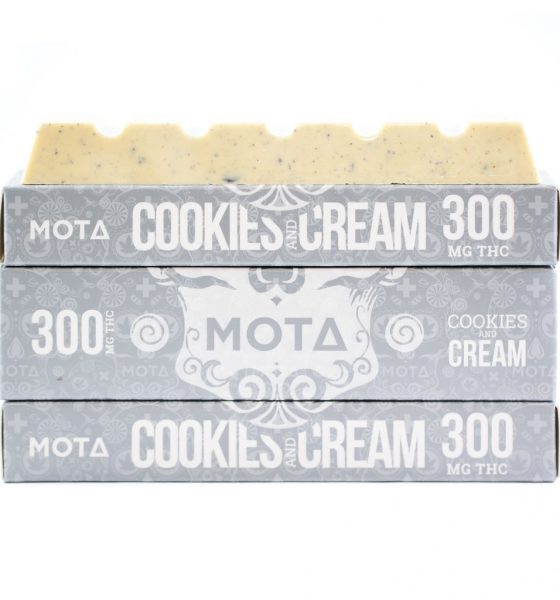 Mota Cookies and Cream Chocolate Bar