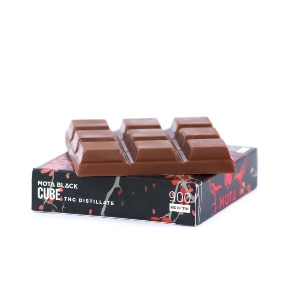 Mota Black Cherry Cube